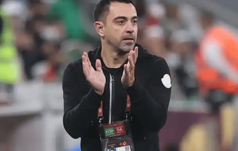 曼联换帅倒计时！三大热门曝光！哈维自荐酝酿重生，齐达内成备选