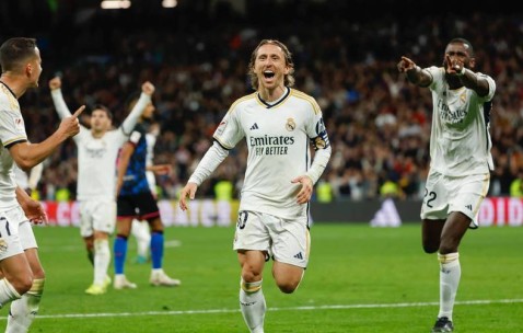 欧冠战报：皇马 2-1 险胜马赛，豪门底蕴助球队客场逆转取首胜