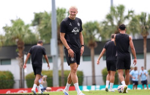 曼联锁定挪威新星赫兰德，马奎尔接班人之争风云再起